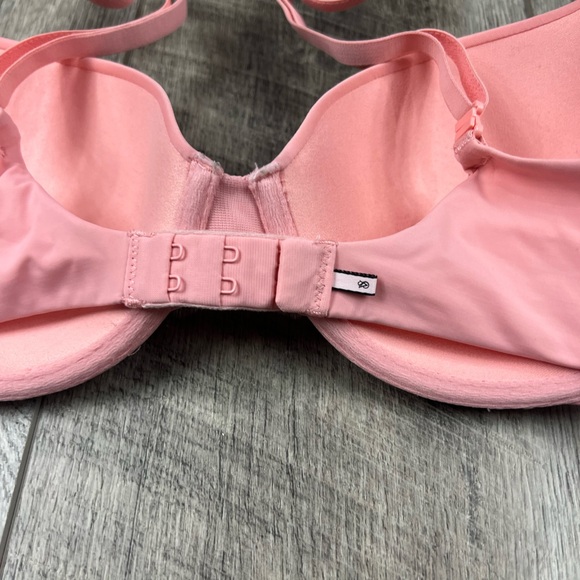 34D VS Pink Demi Bra - Picture 5 of 11